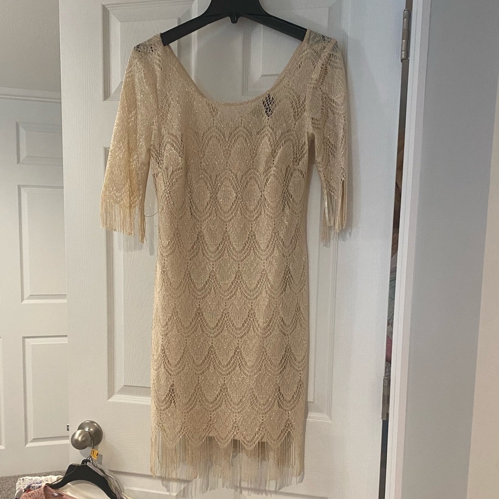 Jessica Simpson gold lace dress size 4